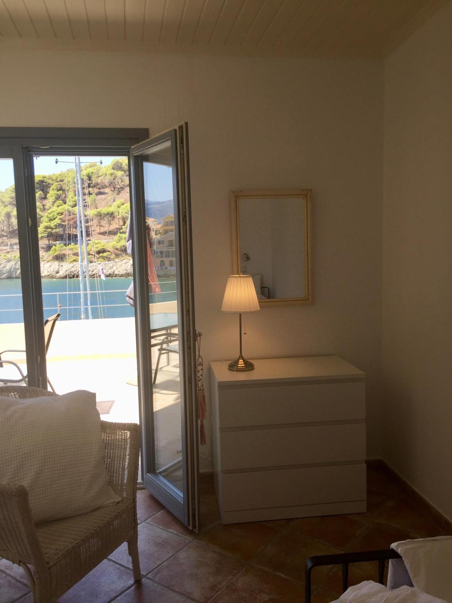 Вилла The Cove Assos Асос Экстерьер фото